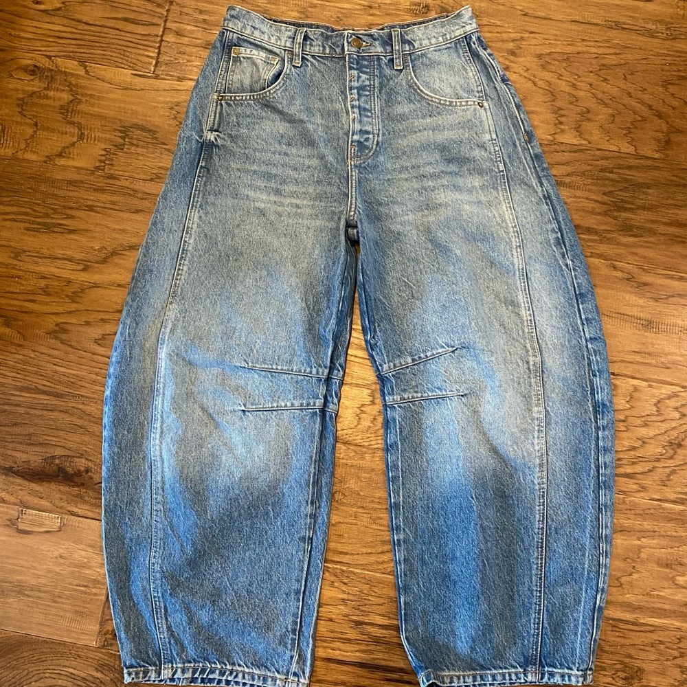 Free People mid rise barrel Jean